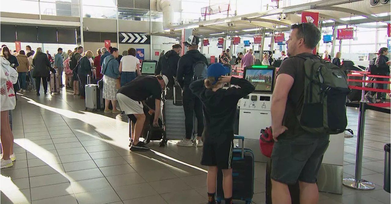 Sydney Airport still experiencing delays as winds continue