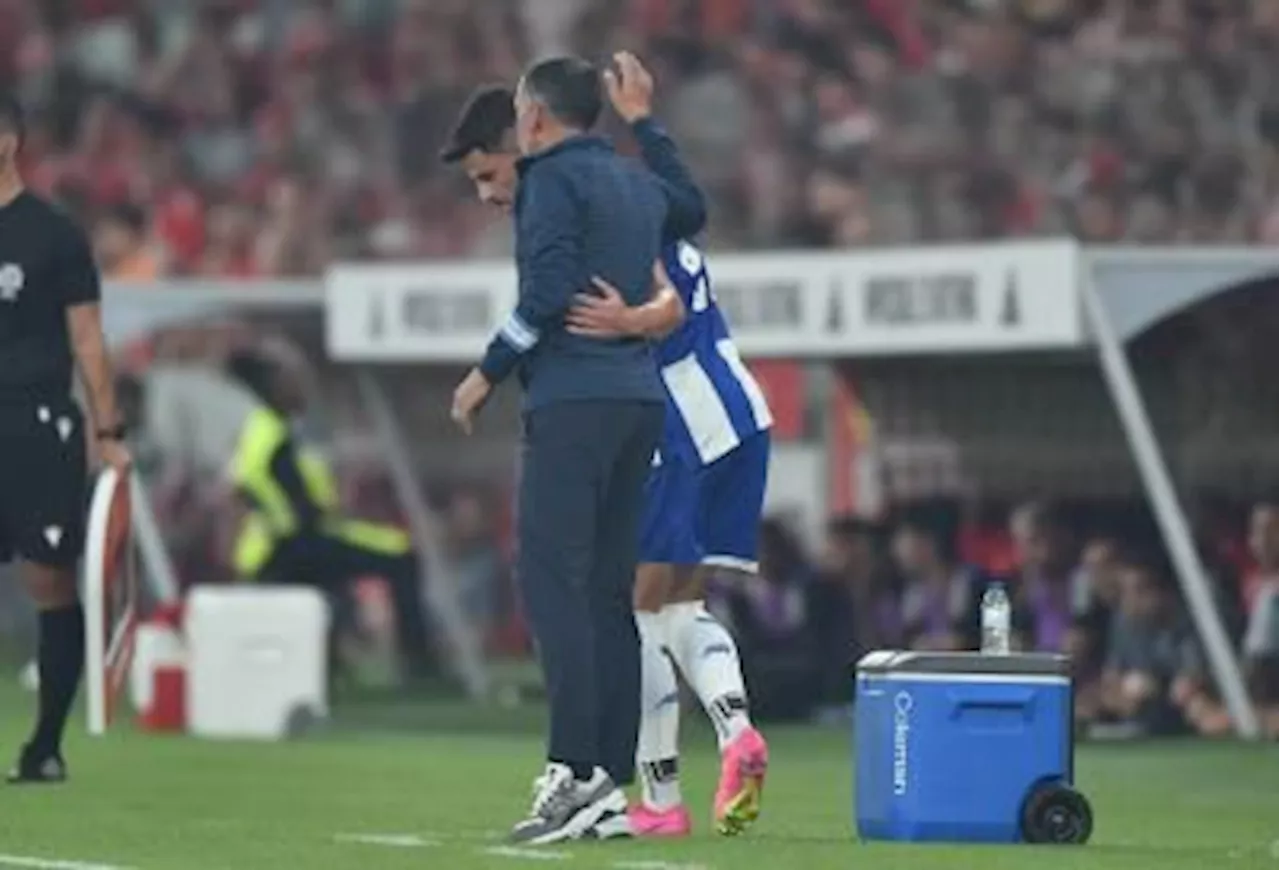 FC Porto: Zé Pedro presente no treino e deve ser titular com o Portimonense