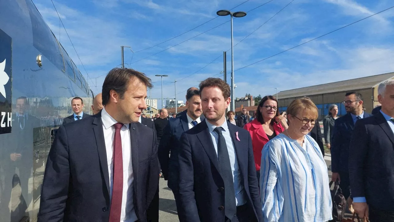 Rennes : le ministre des transports inaugure le 2TMV de la SNCF, une première en France | Actu Rennes