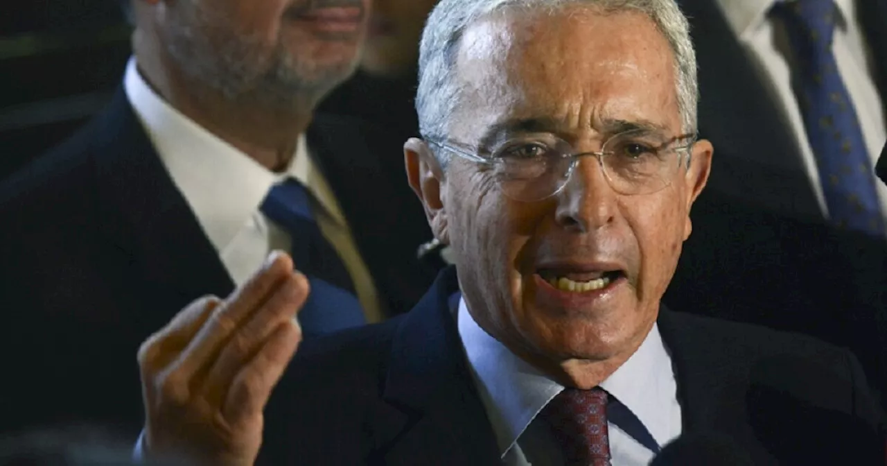 'Me niegan la preclusión y ordenan llevarme a juicio': Uribe por escándalo de falsos testigos