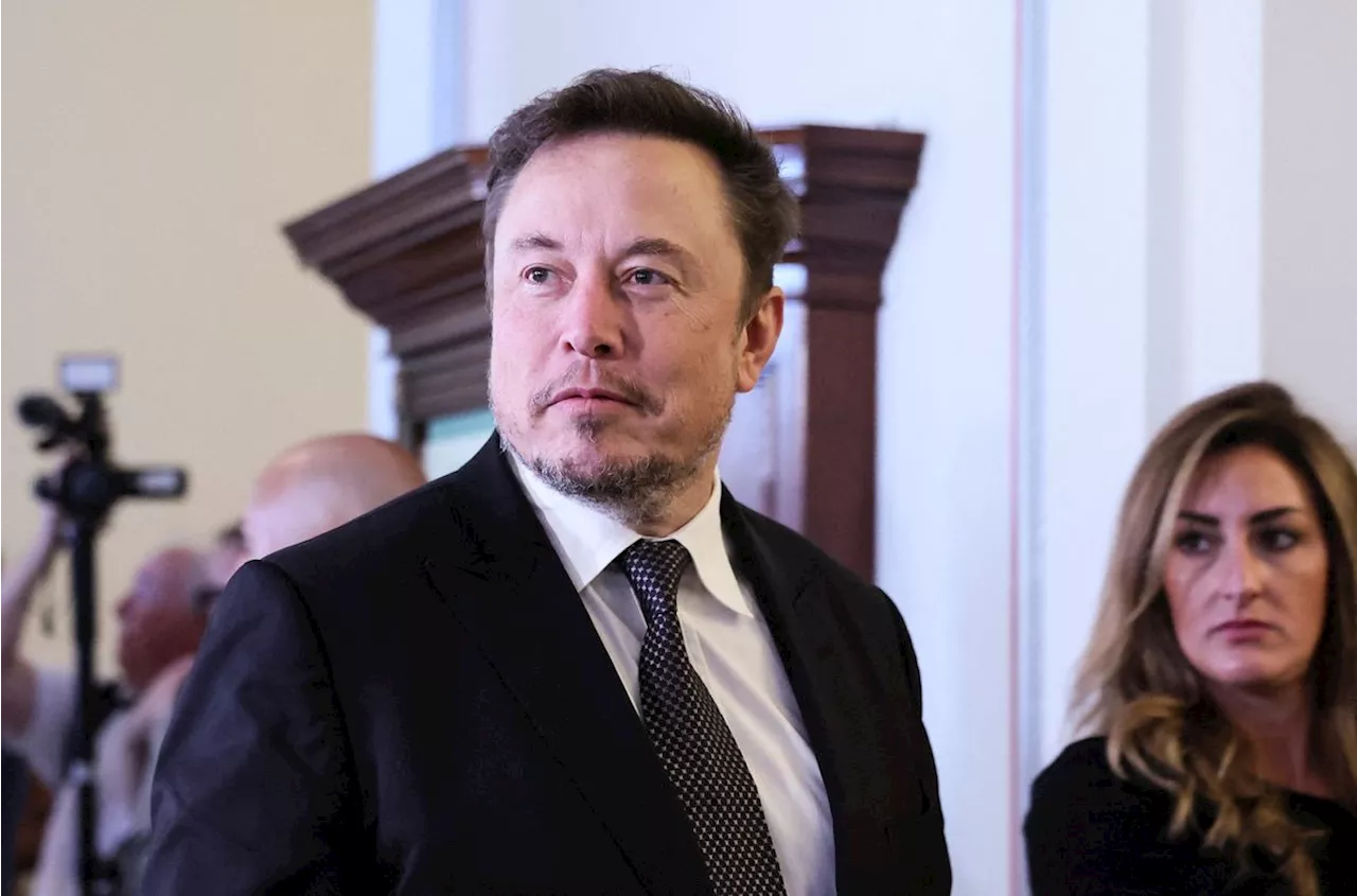 Elon Musk penaliza a los medios al eliminar de X los titulares de los artículos compartidos