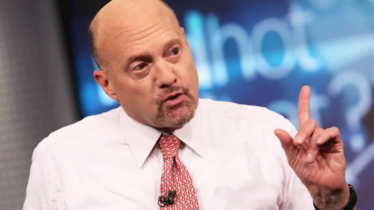 Jim Cramer sees 'plenty of tinder' that could spark a market rally, including the jobs report