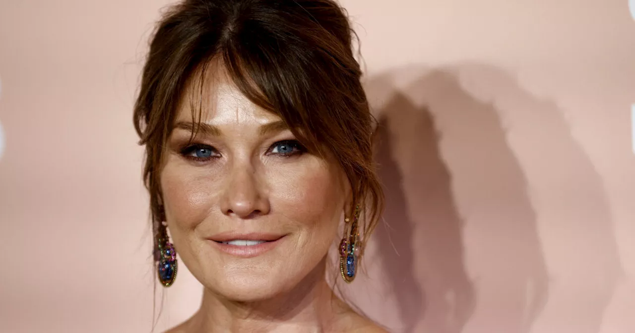Carla Bruni avslører kreftdiagnose: - Nølte i lang tid