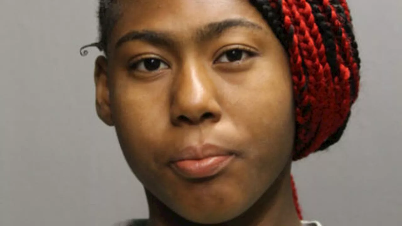 Oak Lawn woman charged with fatally stabbing 16-year-old in Loop