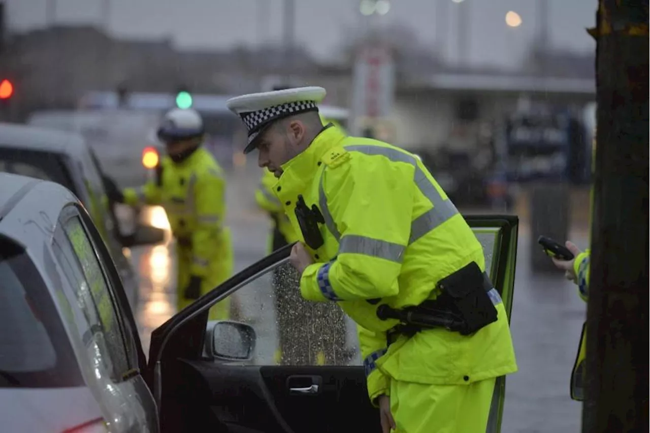 Glasgow driver 'runs away' from police who stop his car