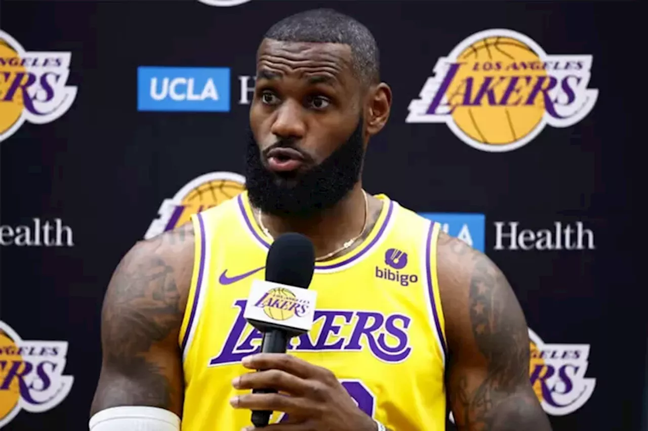 LeBron James Tegaskan Tidak akan Pensium Musim Ini