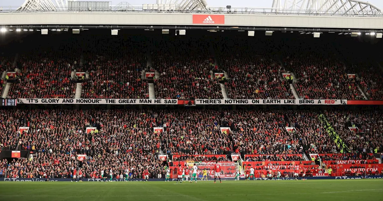 Man Utd banner restored as Brentford boss sends message to Ten Hag