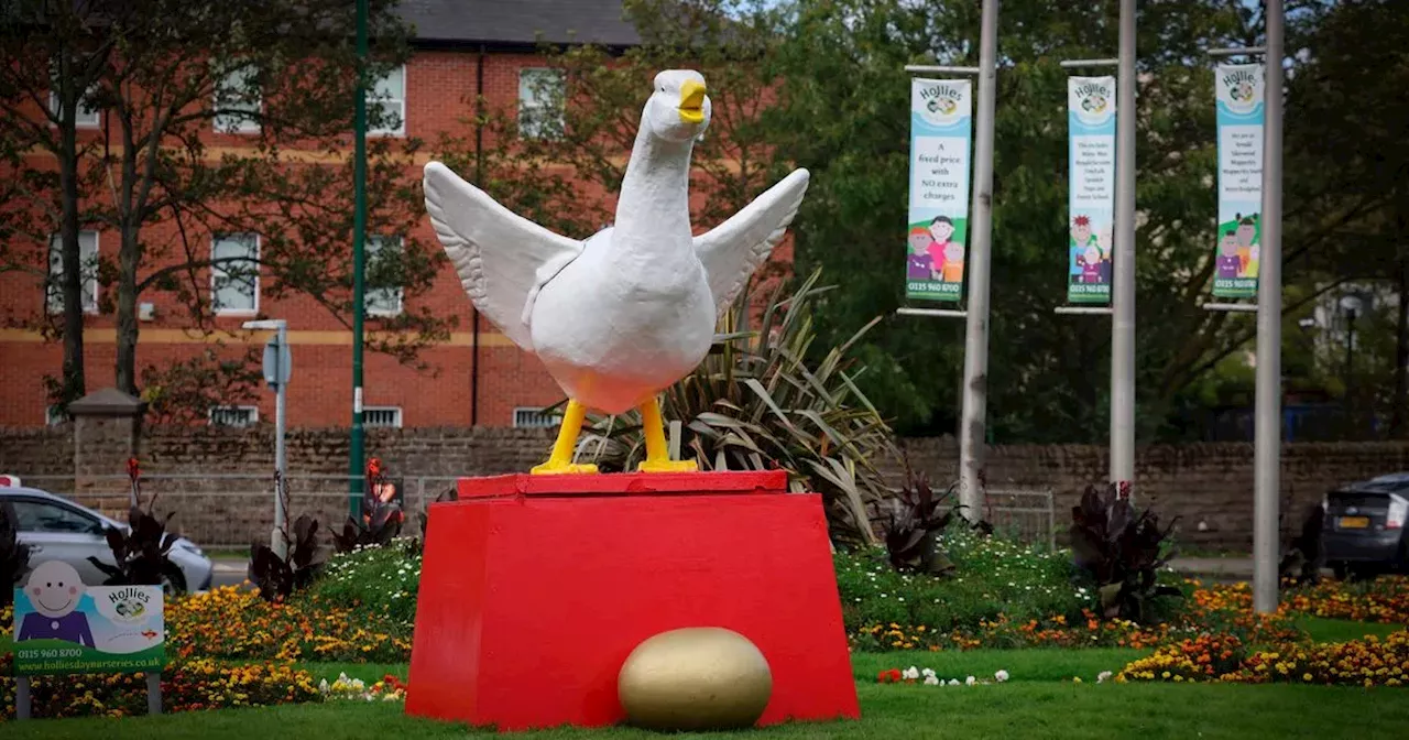 'Mystery' as Goose Fair icon Goosey lays golden egg