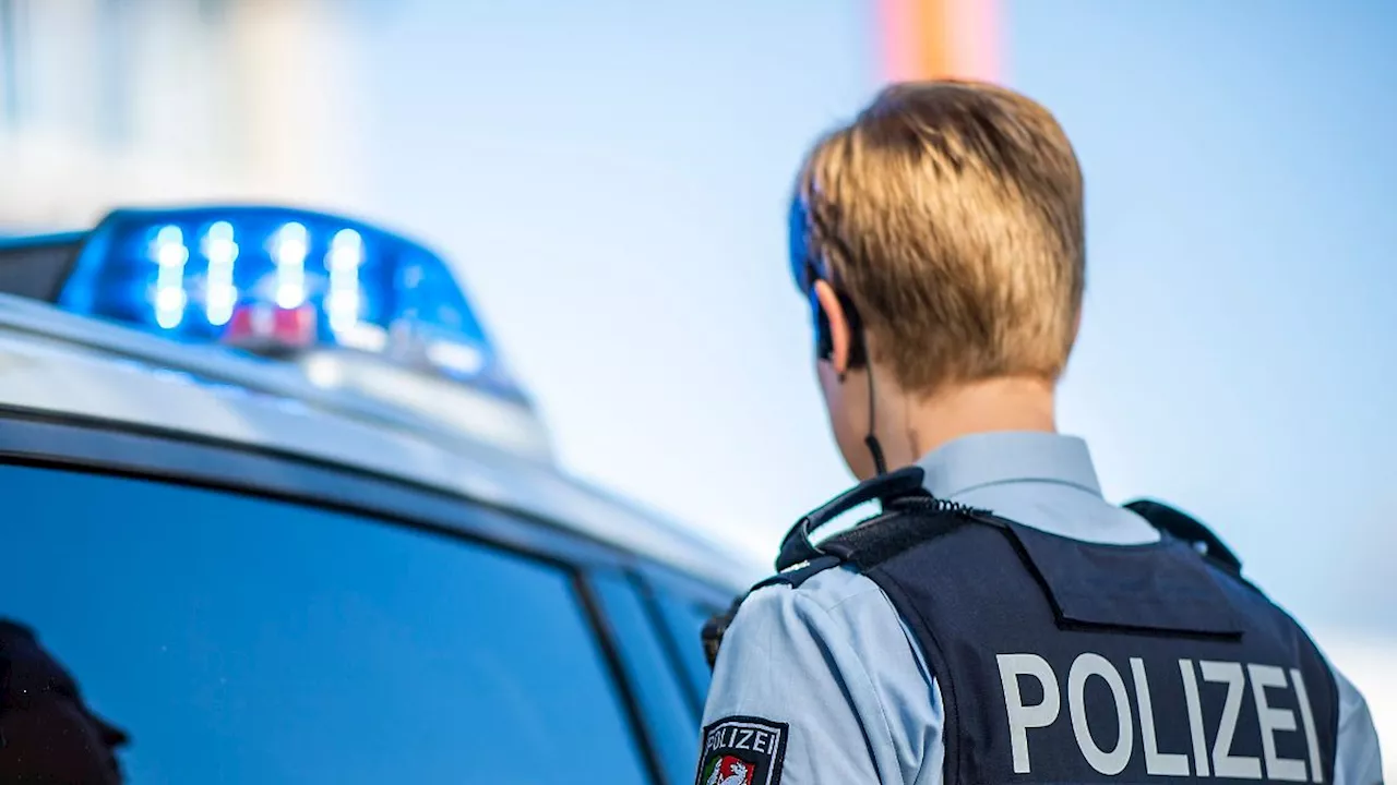 Baden-Württemberg: Mann fragt Polizisten, ob gegen ihn was vorliegt: Festnahme