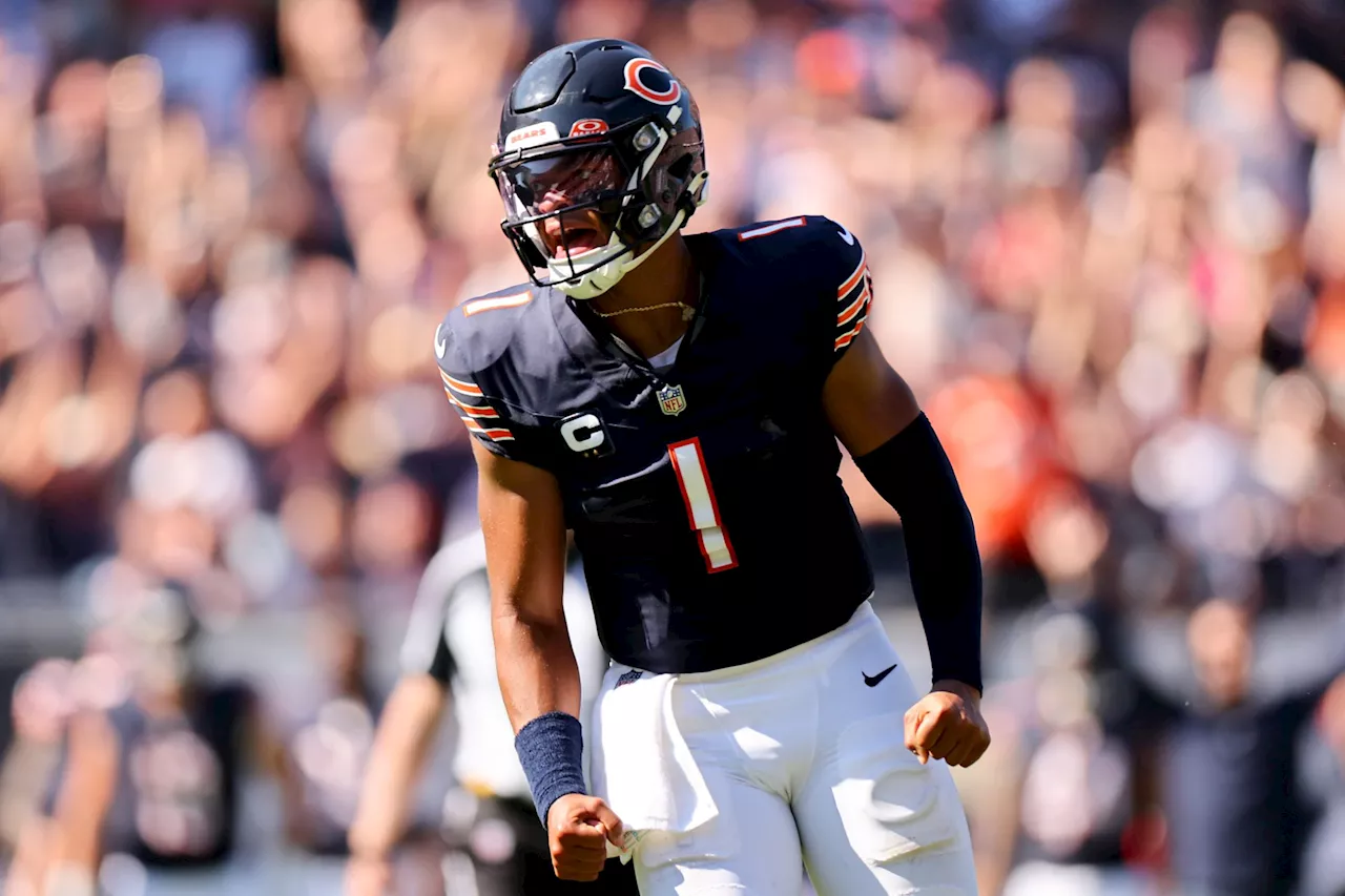 Bears vs. Commanders odds, pick: Justin Fields throws all over on 'TNF'