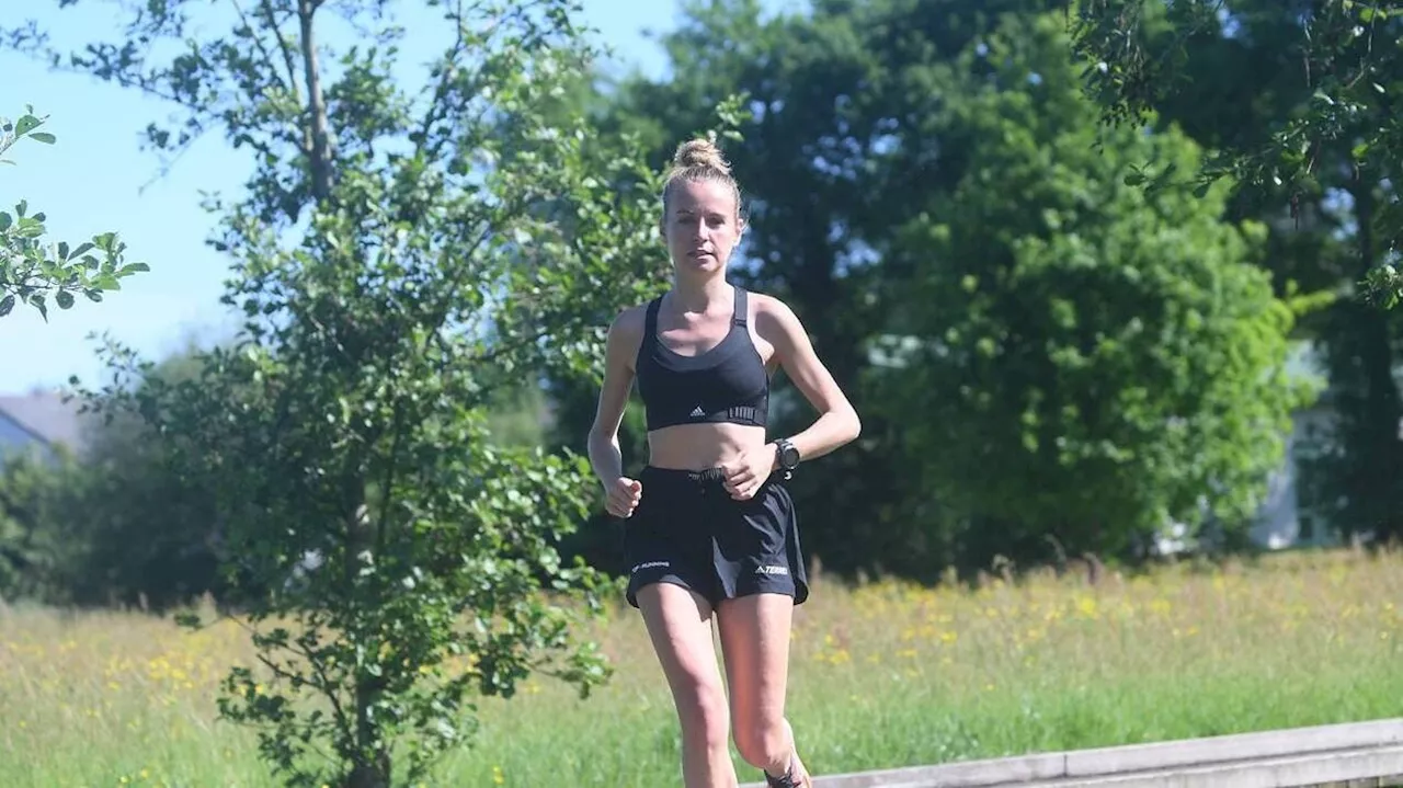 20 km de Paris. « Une bonne occasion de me tester », annonce la Normande Romane Lemière