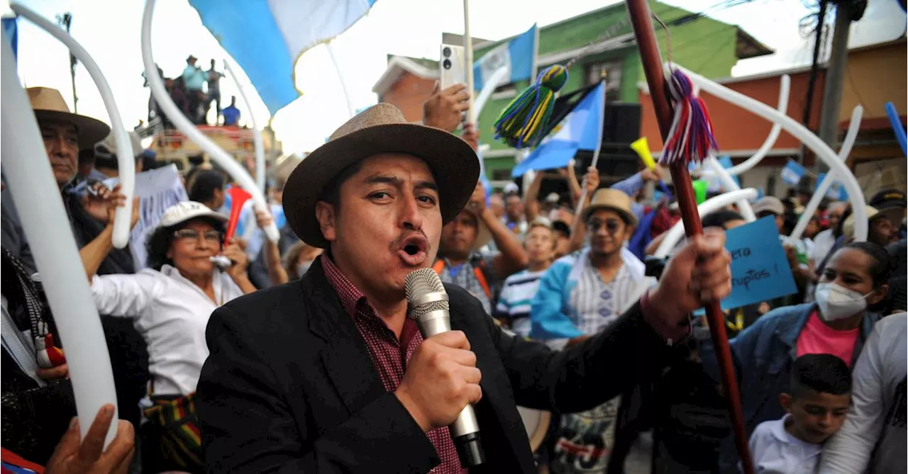 Guatemala protests intensify, demanding prosecutor resignations