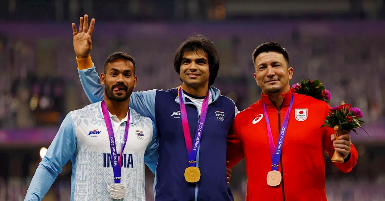 India's Chopra wins javelin gold despite officiating howler