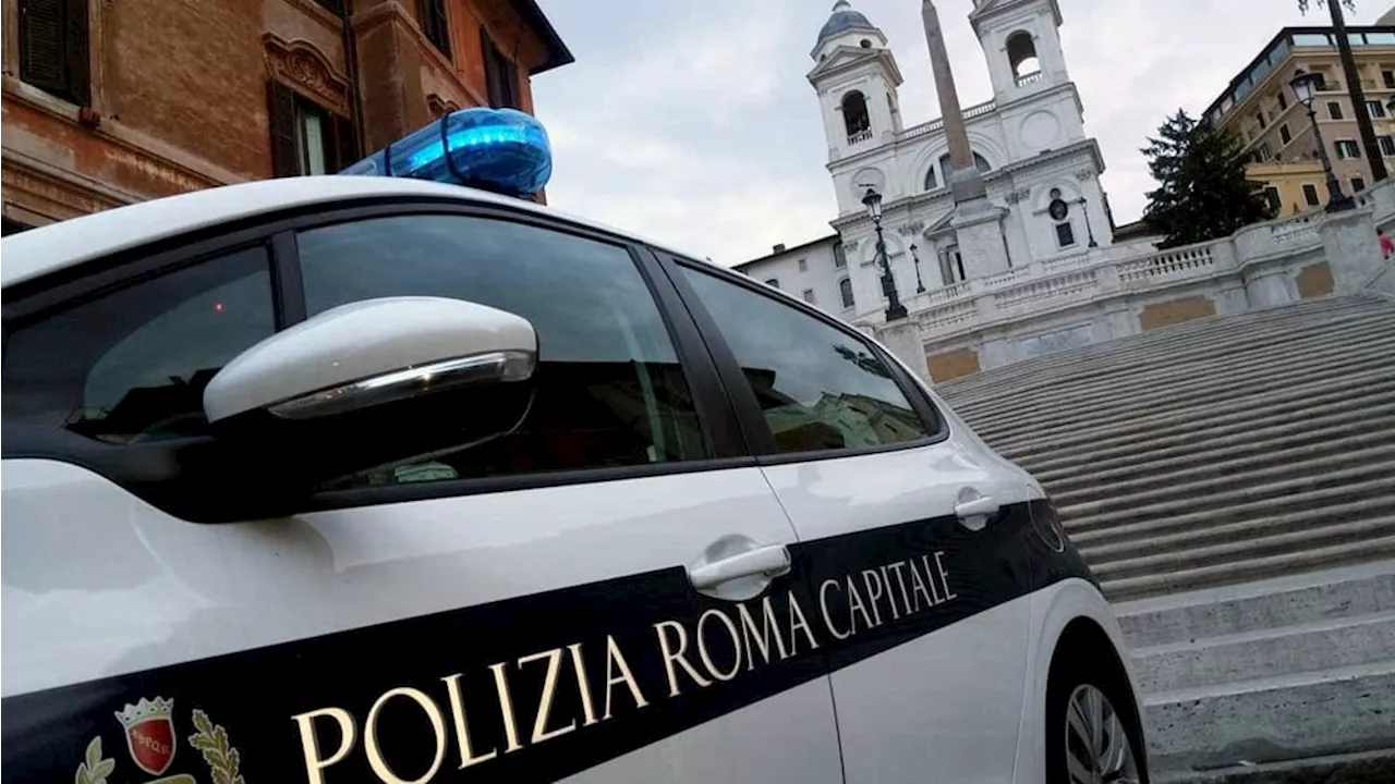 Piazza di Spagna: ubriaco su una moto senza casco rischia d\u0027investire una bambina