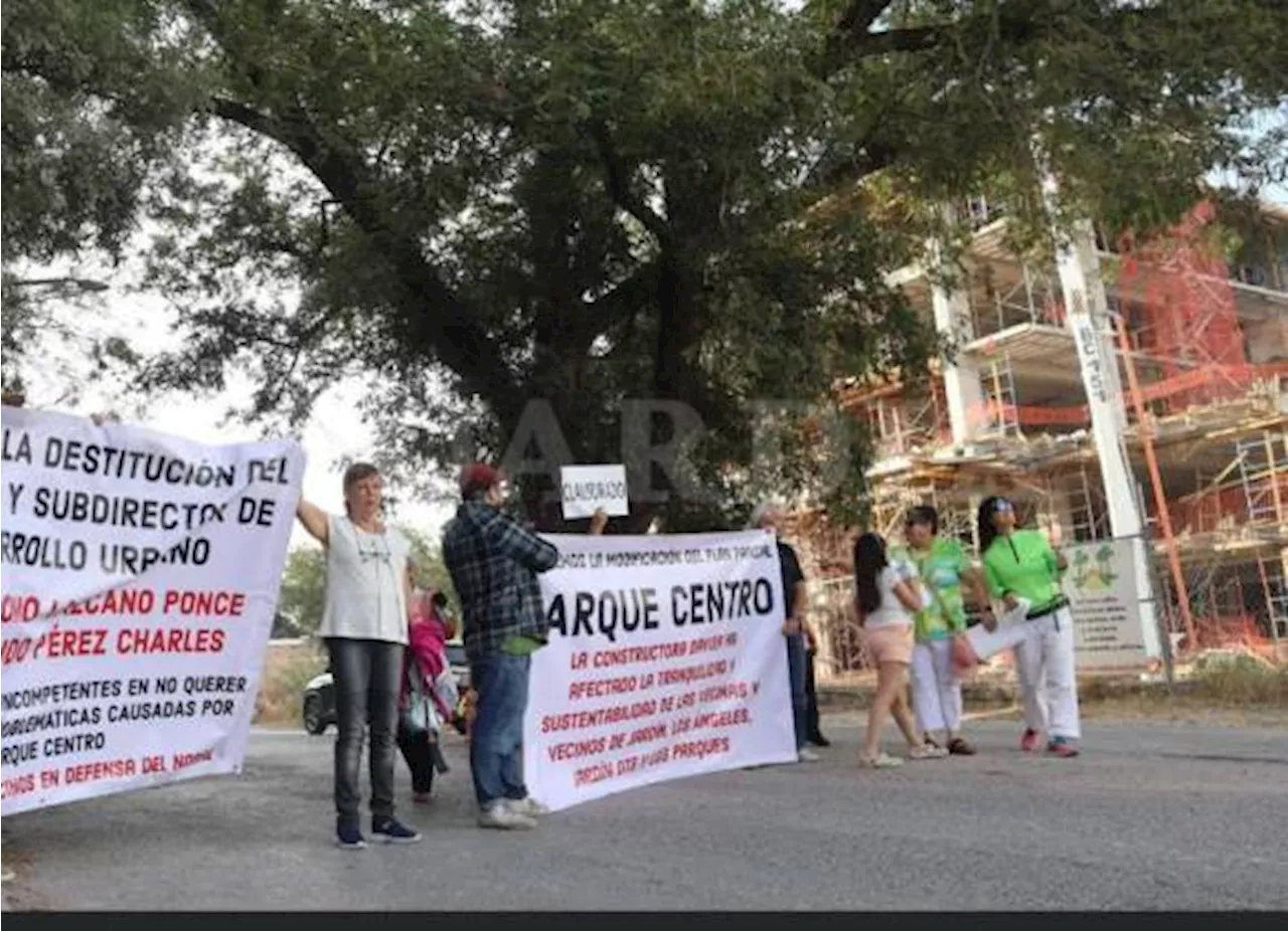 Saltillo: Piden destitución de funcionarios por habilitar accesos a Parque Centro