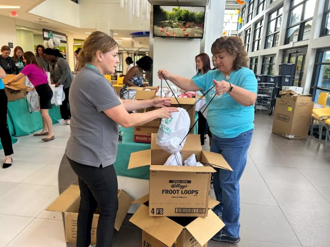 Nemours & Blessings in a Backpack deliver hundreds of healthy weekend meals to local school children