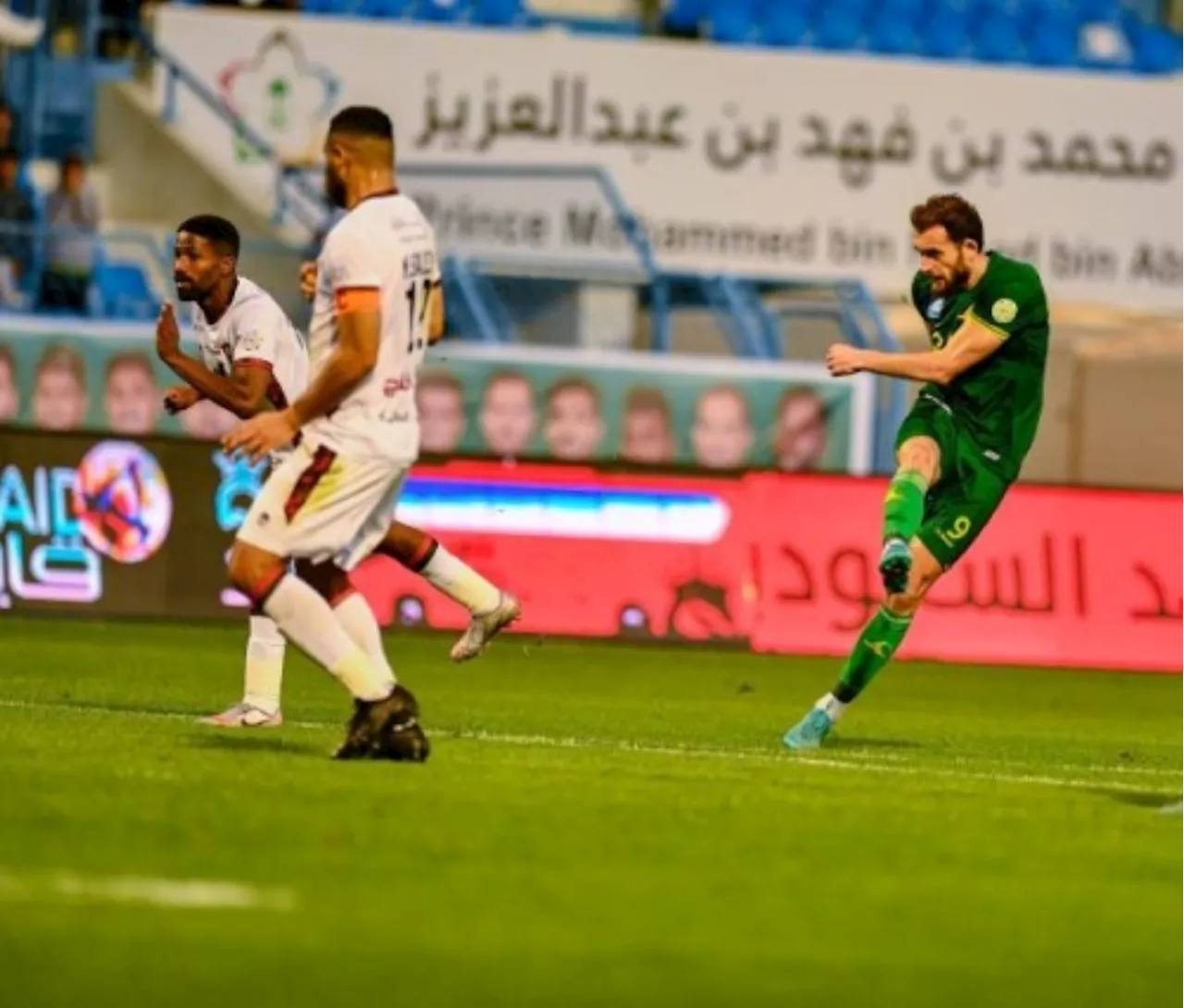 دوري روشن.. الخليج يسعى لاستعادة نغمة الفوز على حساب الرائد