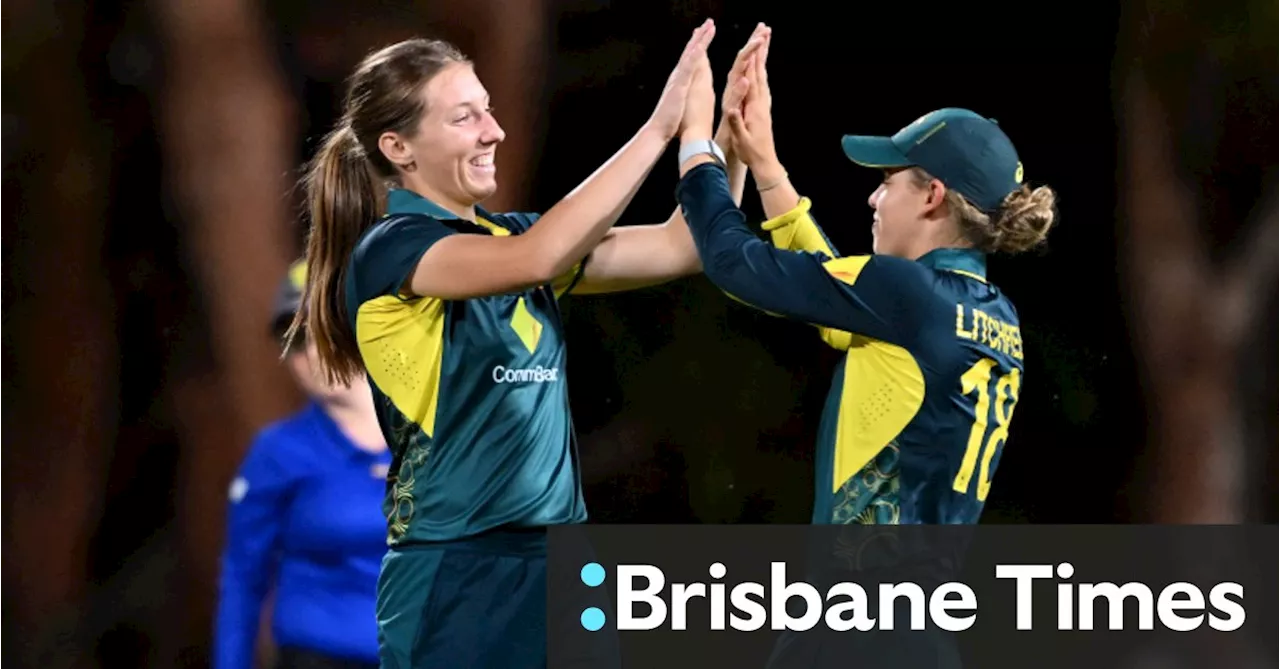 Hayley Matthews threatens before Aussies clinch T20 series