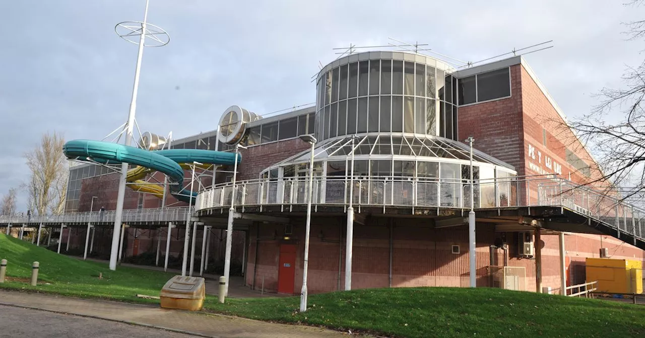 Perth Leisure Pool closes suddenly after the death of 71-year-old woman