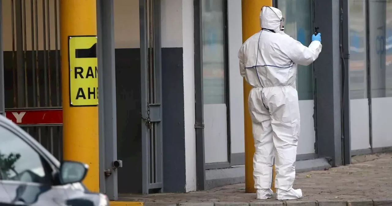 Body of man discovered in car park - Gardaí seal off scene for forensics