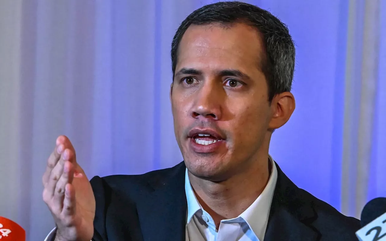 Venezuela emite mandado de prisão contra o opositor exilado Juan Guaidó