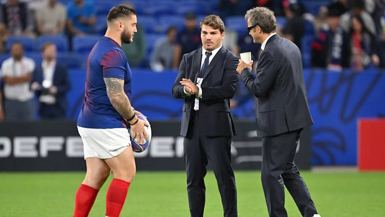 France-Italie : Antoine Dupont pr\u00e9sent \u00e0 Lyon pour assister \u00e0 la derni\u00e8re rencontre de groupe des Bleus, d\u00e9cis