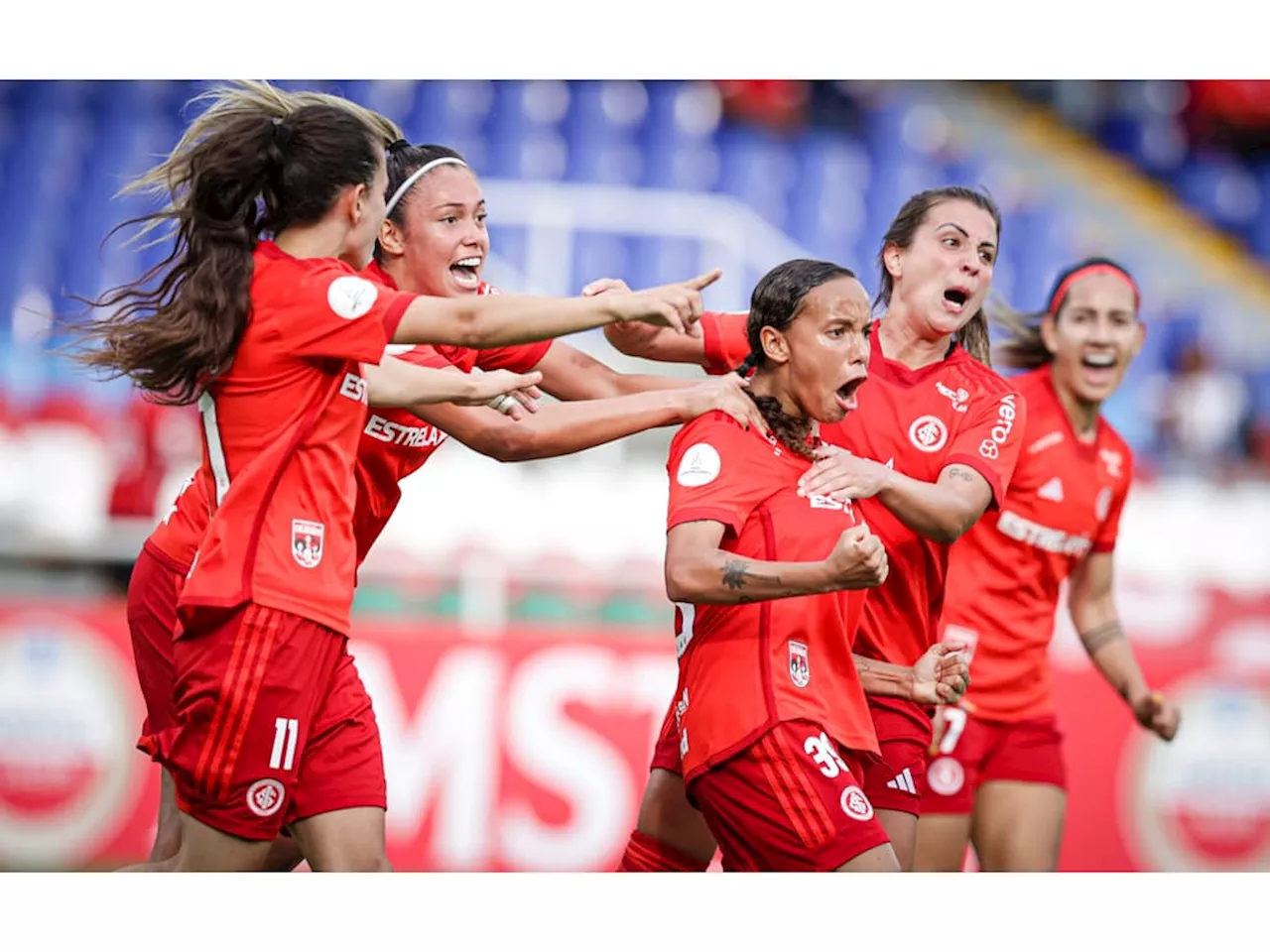 Internacional bate Nacional-URU na estreia da Libertadores Feminina - Lance!