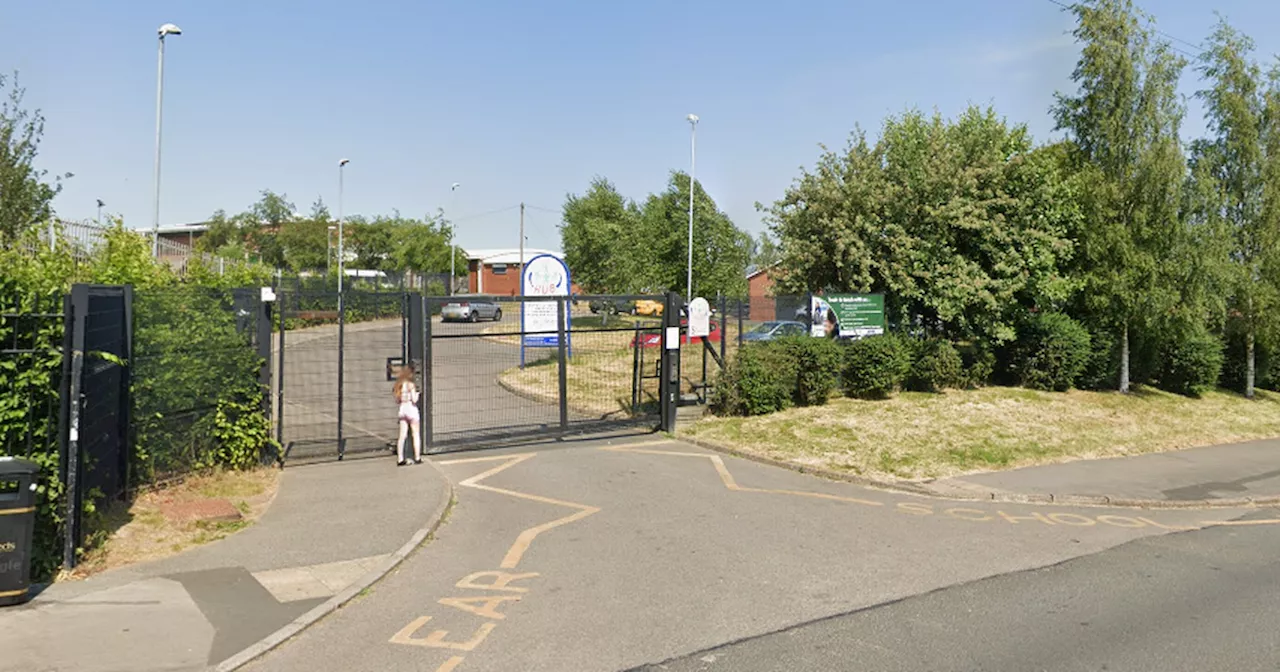 Leeds teacher used hand movements to 'simulate oral sex' in front of pupils