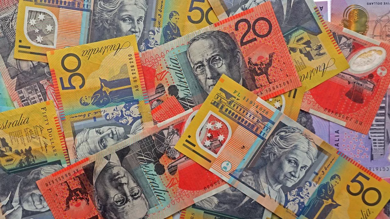 Calls for pay shake-up for millions of Aussies