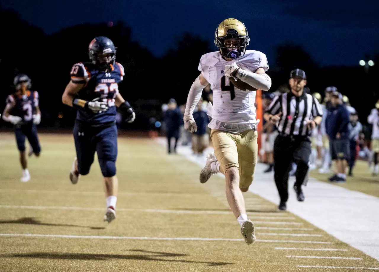 Stone Saunders, Bishop McDevitt win 20th straight game in drubbing of Hershey