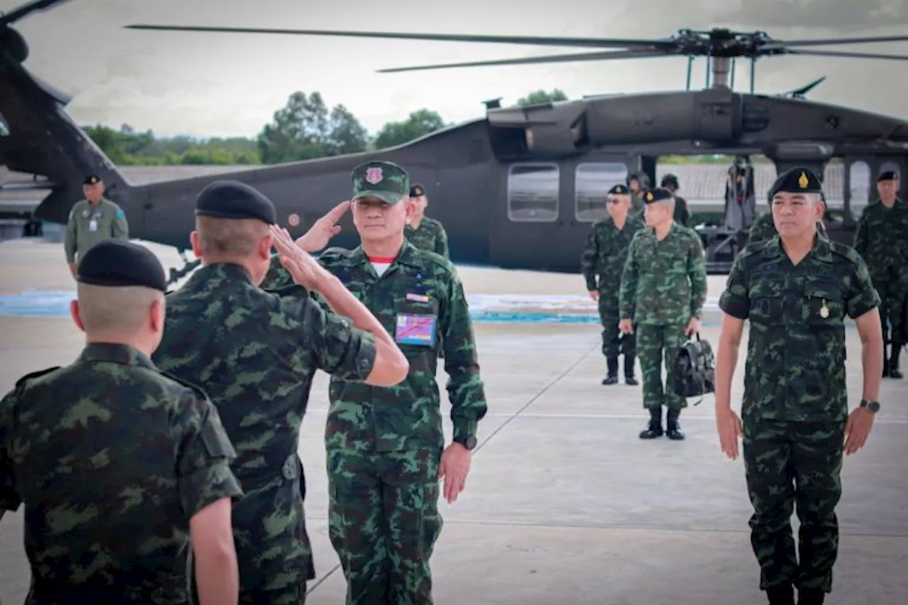 บิ๊กต่อ ผบ.ทบ.คนใหม่ ลงใต้ครั้งแรก ประชุมติดตามสถานการณ์ความมั่นคงในพื้นที่ ที่ค่ายสิรินธร