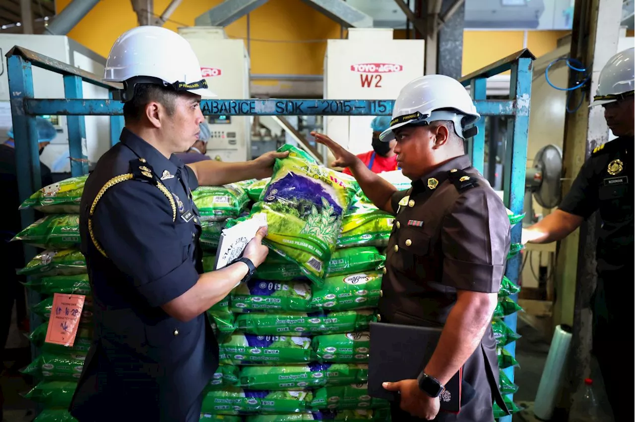 Selangor warehouses have adequate stocks of local, imported white rice