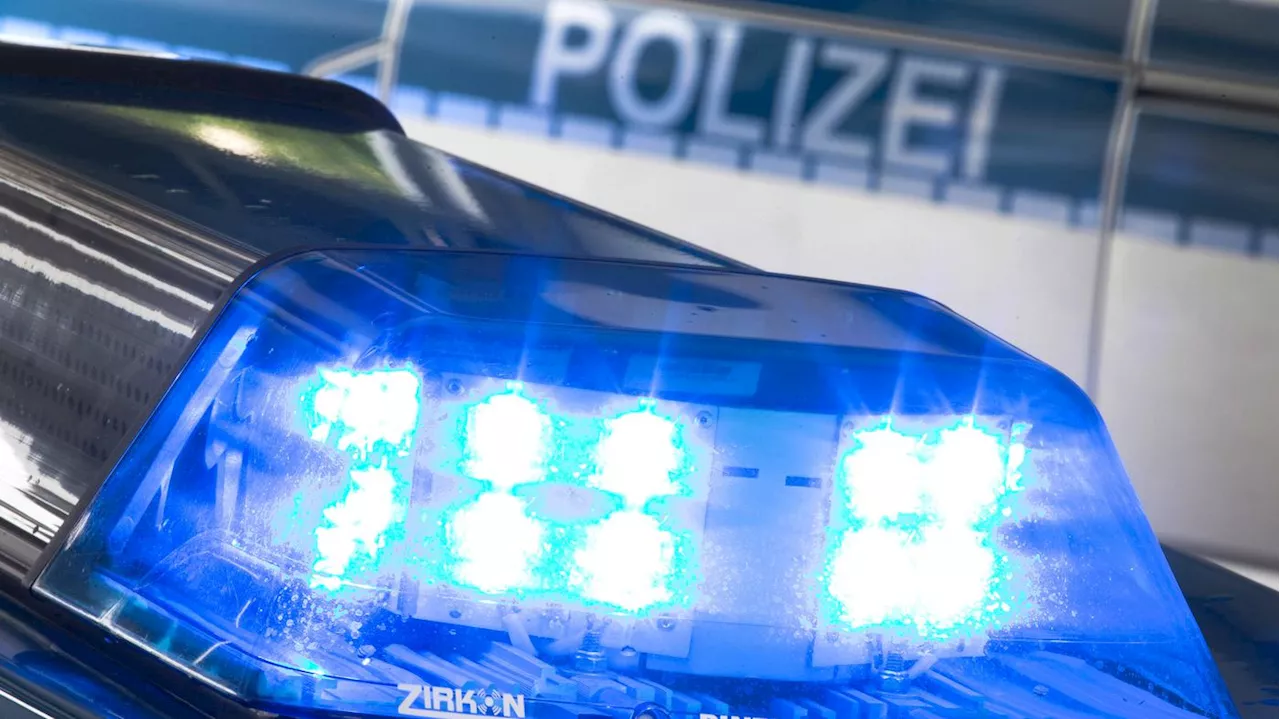 Hotelzimmer in Berlin verwüstet: 39-Jähriger randaliert im Drogenrausch und attackiert Polizisten