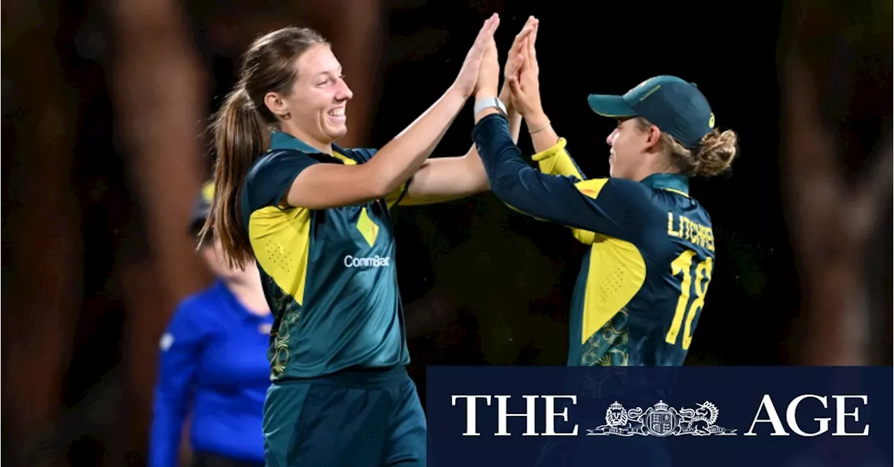 Hayley Matthews threatens before Aussies clinch T20 series