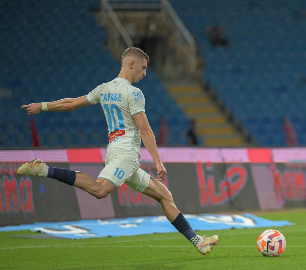 الدوري السعودي: الهلال لانتزاع الصدارة مجدداً على حساب الأخدود