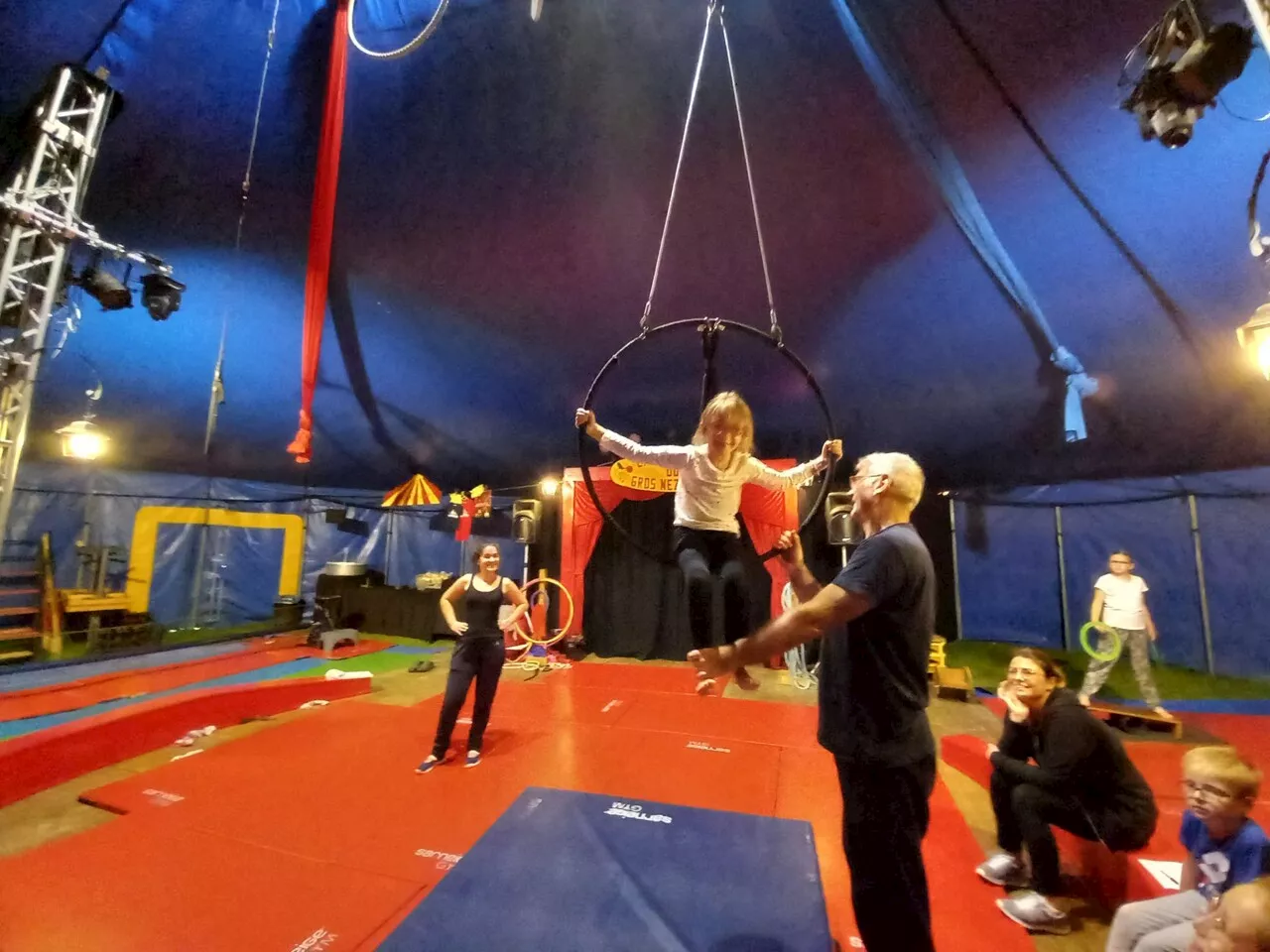 Près de Falaise, les élèves de l'école Les Sablonnières ont fait leur spectacle de cirque | Les Nouvelles de Falaise