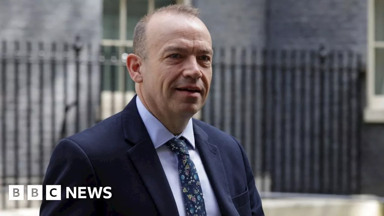 PSNI: NI Secretary seeks clarity on interim chief constable