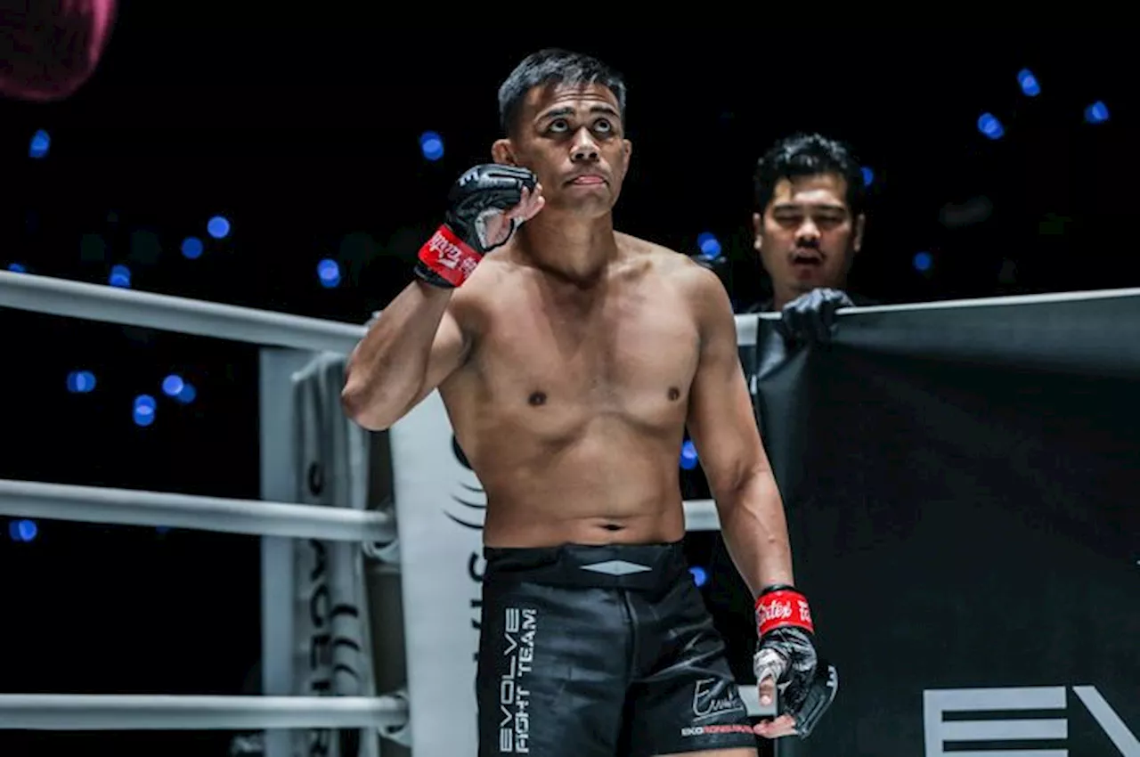 Hasil ONE Fight Night 15 - Belum 1 Menit Sudah Ambruk, Sayang Sekali Eko Roni Telan Kekalahan Lagi