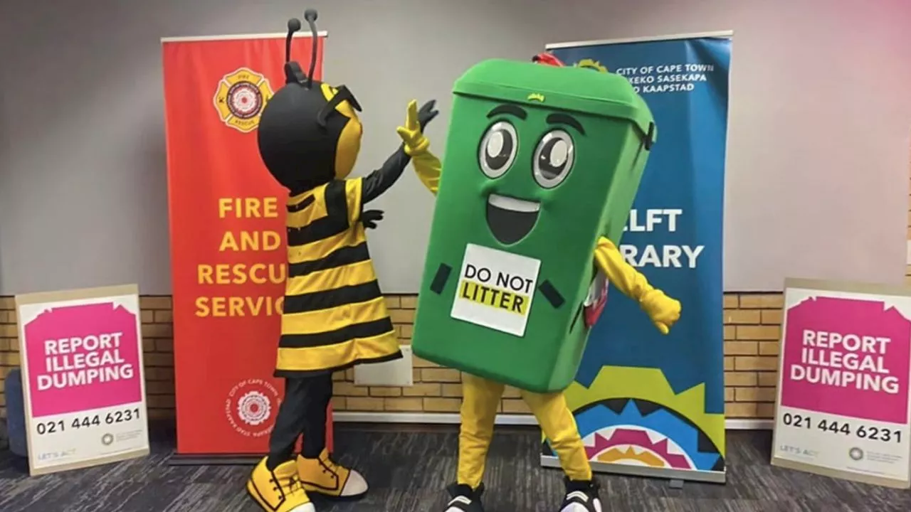 Bingo, the anti-litter mascot, makes his next stop at Delft Library