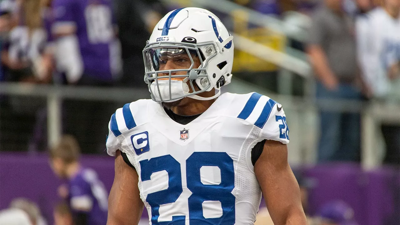 Colts, running back Jonathan Taylor agree to $42 million contract extension: reports