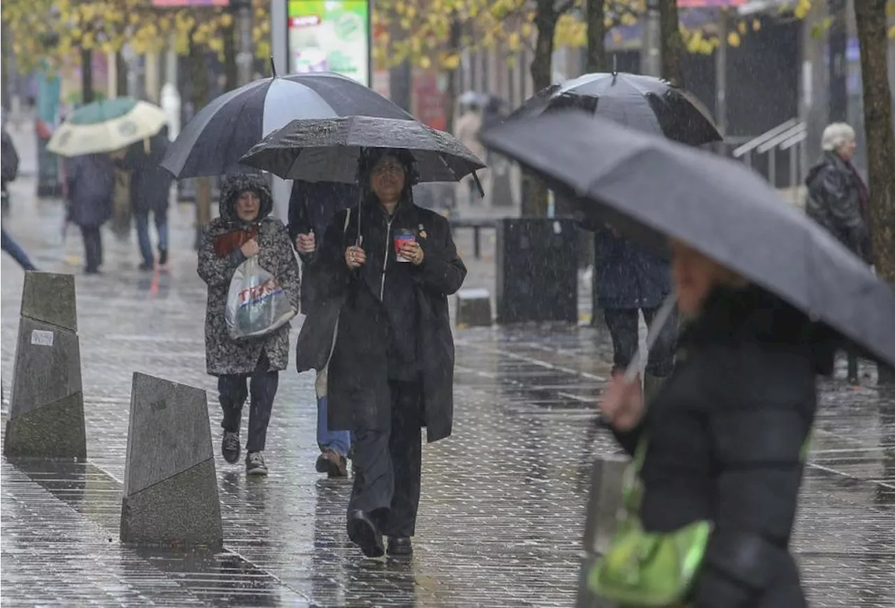 Warning as busy Glasgow road 'badly affected' by flood