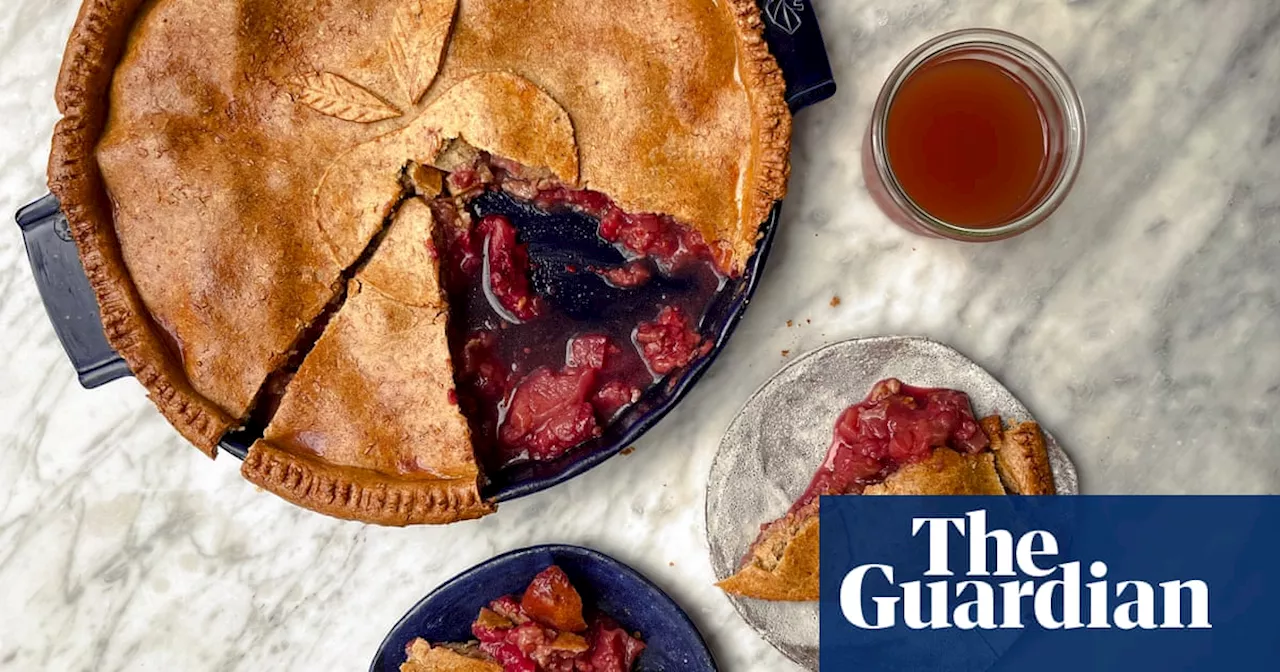 How to use apple scraps to make pectin jelly (plus a bonus pie) – recipe