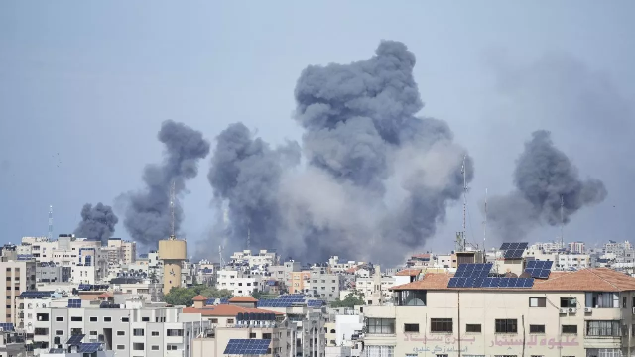 VIDEOS: declaran estado de Guerra en Israel tras un ataque múltiple, hay más de 198 muertos