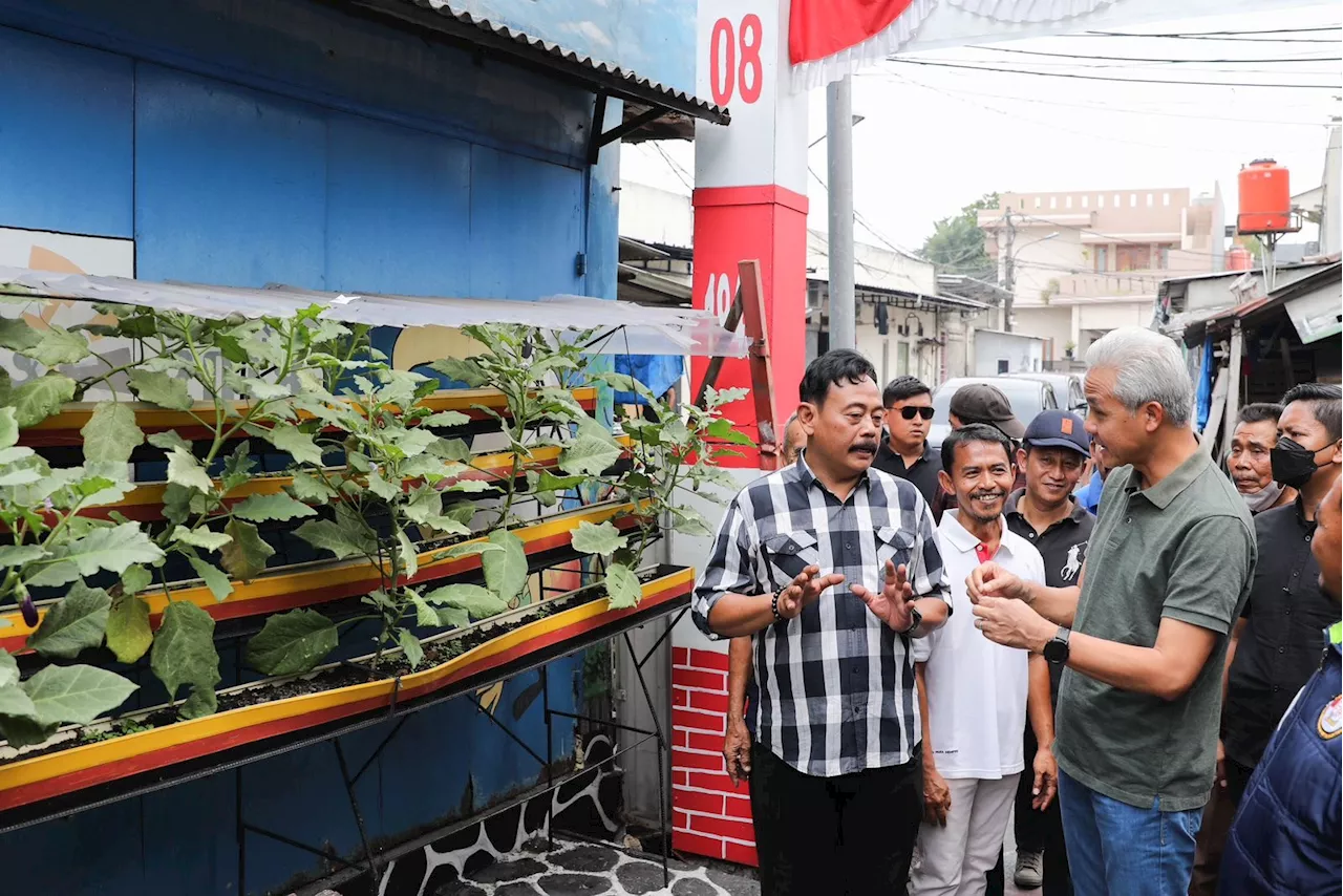 Ganjar Bicara Soal Ketahanan Pangan Saat Sambangi Taman Agro Eduwisata di Kembangan