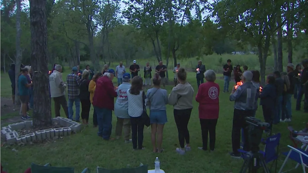 Families gather at Galveston County 'killing fields' 40 years after gruesome discoveries were made