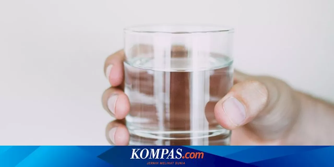 Minum Air Putih Sebelum Mengonsumsi Kopi, Apa Manfaatnya?