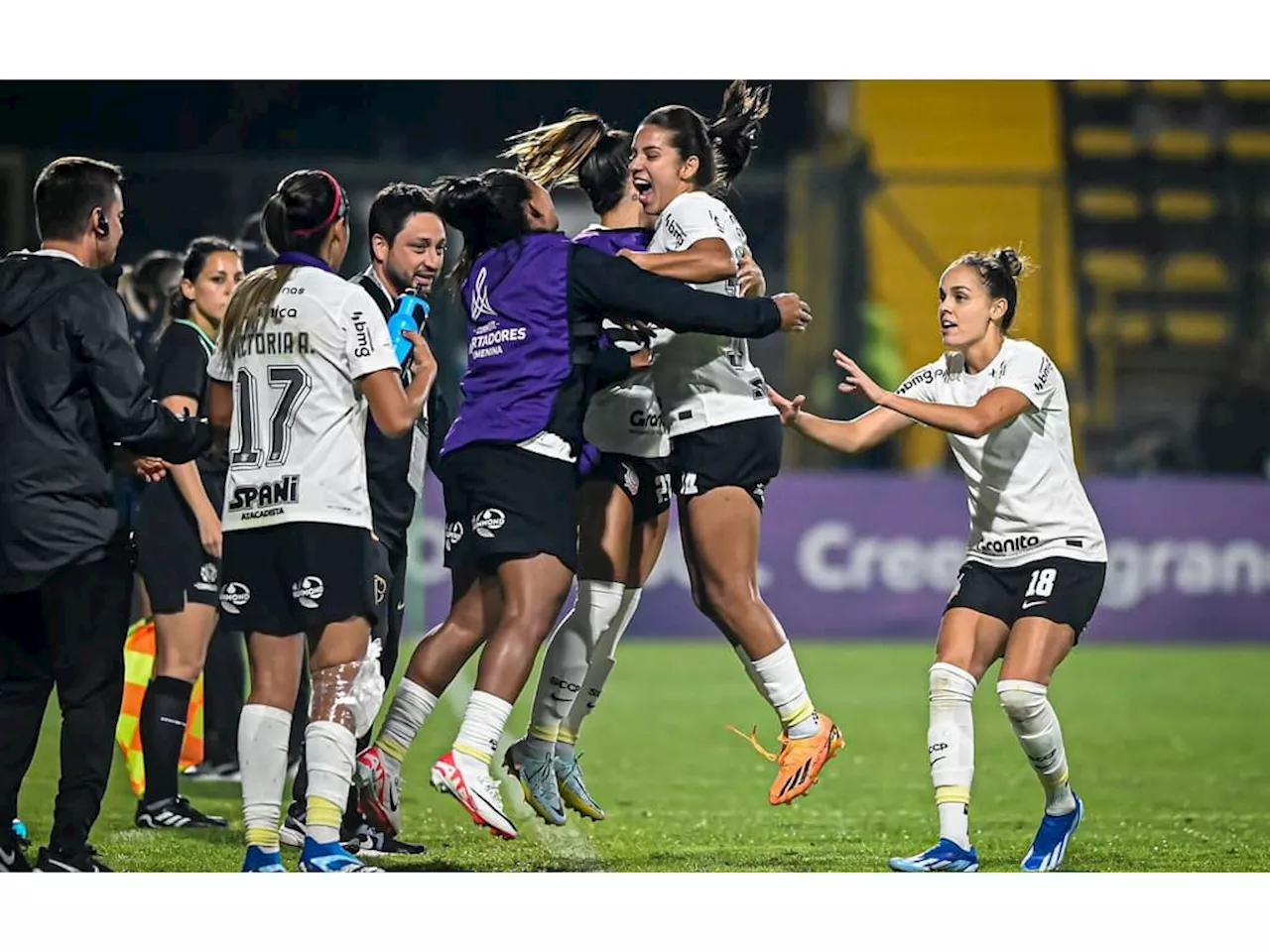 Com gol de pênalti, Corinthians vence o Colo-Colo na estreia pela Libertadores Feminina - Lance!