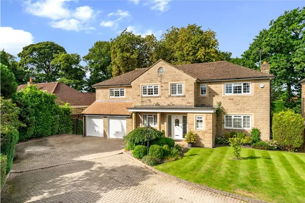 Leeds houses for sale: Pictures of stunning five bedroom detached property with large gardens in Shadwell