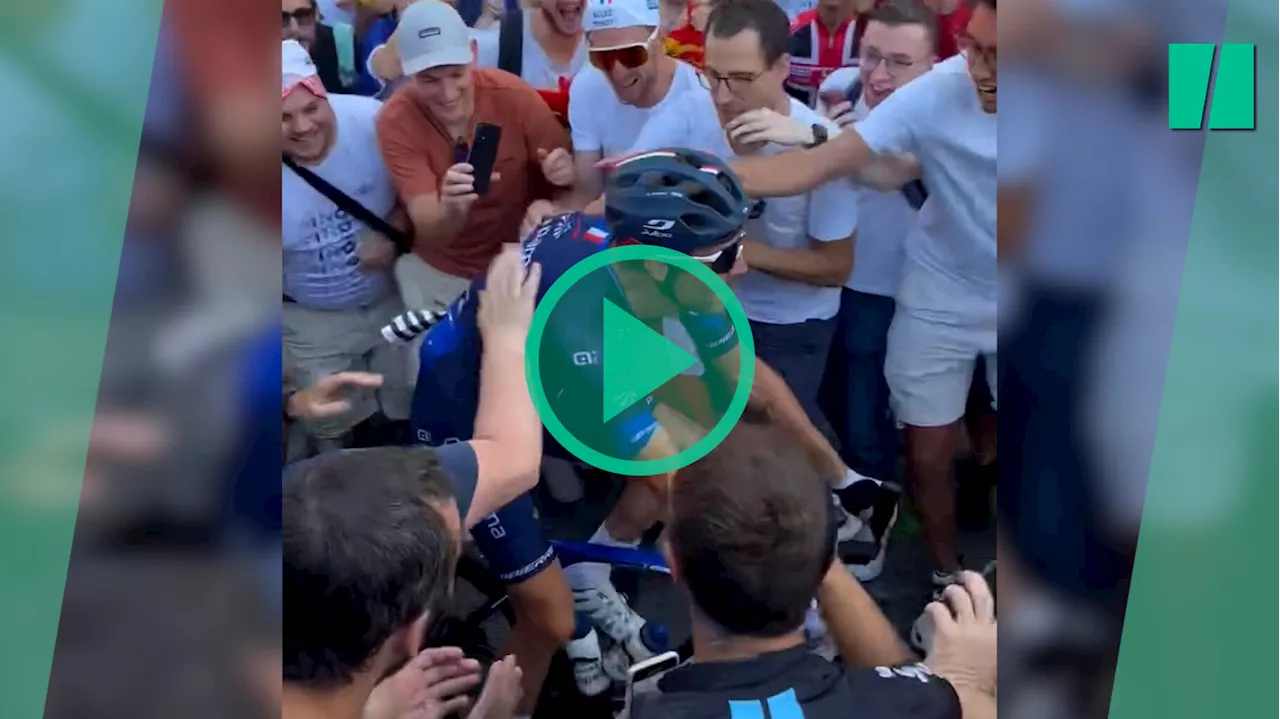 Thibaut Pinot ovationn\u00e9 sur le Tour de Lombardie, sa derni\u00e8re course