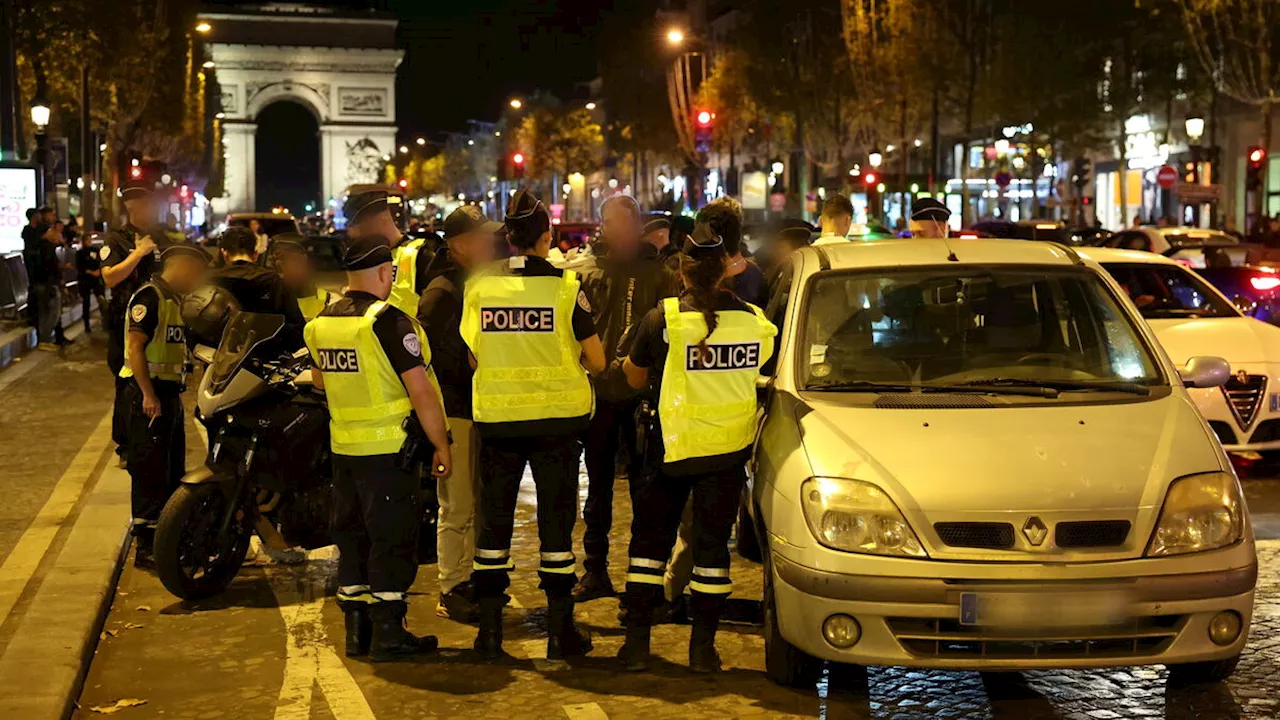 Paris : une centaine de policiers pour une opération surprise anti-stupéfiants sur les Champs-Élysées